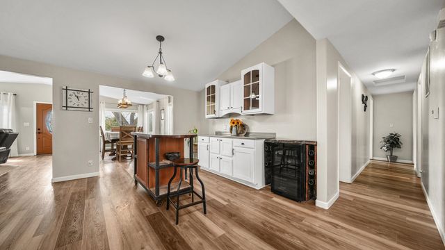 2120 J Road, Grand Junction, CO 81505