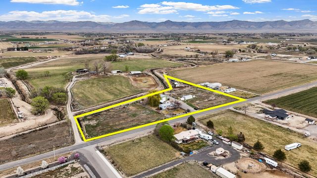 2120 J Road, Grand Junction, CO 81505