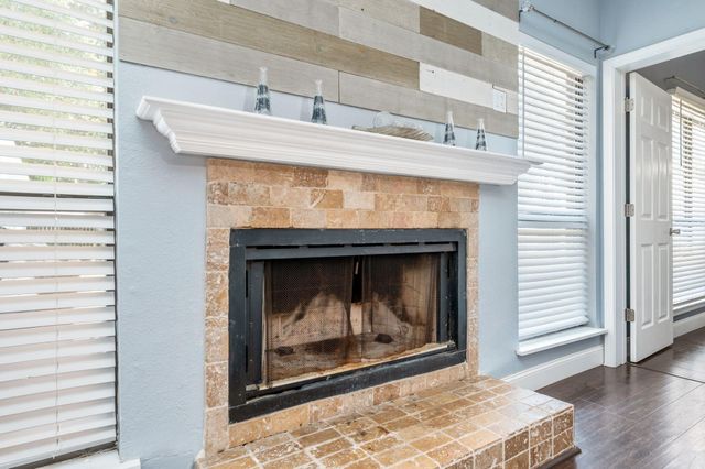 38 NW Poulton Drive, Fort Walton Beach, FL 32548