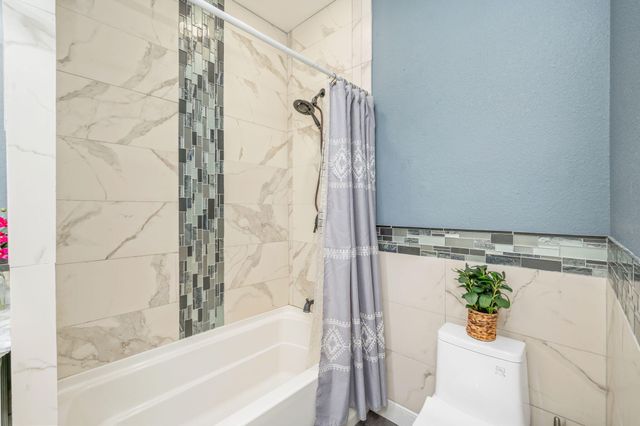 38 NW Poulton Drive, Fort Walton Beach, FL 32548