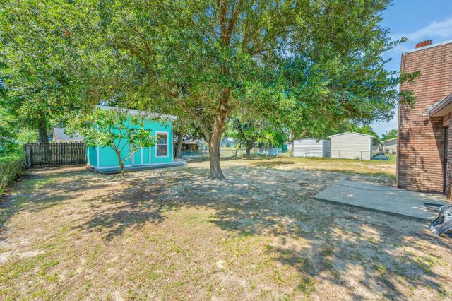 38 NW Poulton Drive, Fort Walton Beach, FL 32548