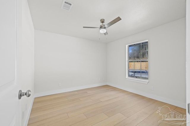 1230 Middlebrook Dr, Pensacola, FL 32506