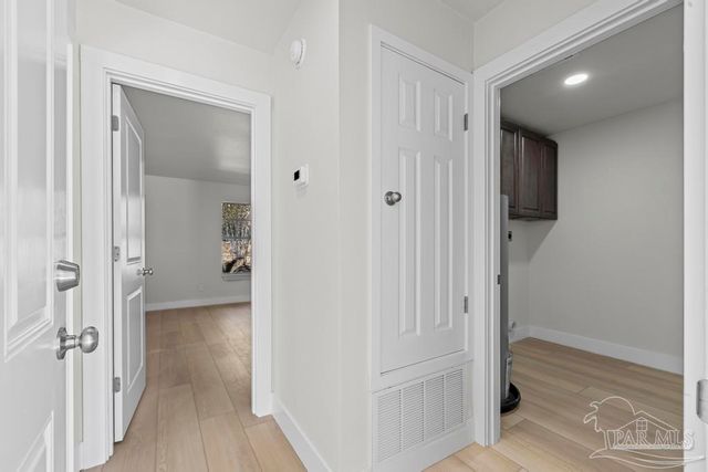 1230 Middlebrook Dr, Pensacola, FL 32506