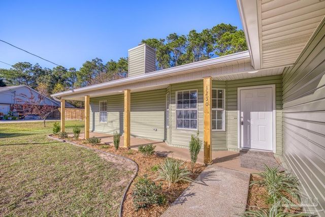 1230 Middlebrook Dr, Pensacola, FL 32506