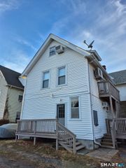 2979 Fairfield Avenue 1R, Bridgeport, CT 06605