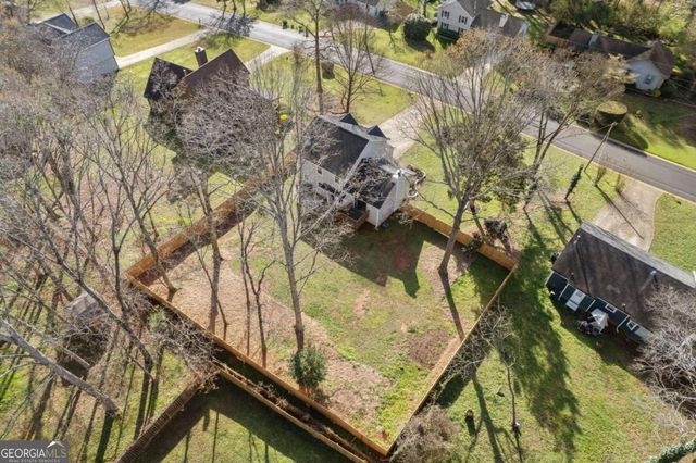 1389 Ashbrook Drive, Lawrenceville, GA 30043