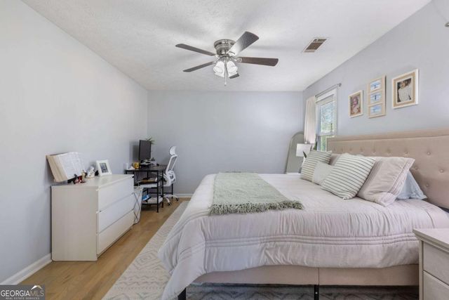 1389 Ashbrook Drive, Lawrenceville, GA 30043