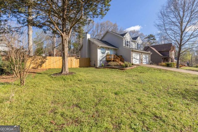 1389 Ashbrook Drive, Lawrenceville, GA 30043