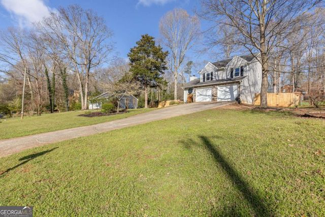 1389 Ashbrook Drive, Lawrenceville, GA 30043