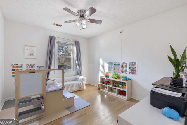 1389 Ashbrook Drive, Lawrenceville, GA 30043