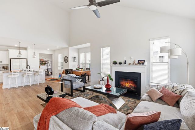 1615 Chelmsford Court, Spartanburg, SC 29301