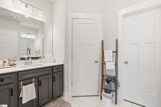 1615 Chelmsford Court, Spartanburg, SC 29301