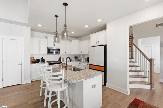 1615 Chelmsford Court, Spartanburg, SC 29301