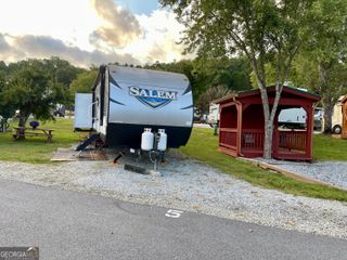 5 Fleetwood Drive, Dillard, GA 30537