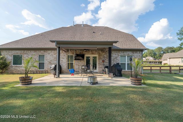 9653 Trenton Trail, Olive Branch, MS 38654