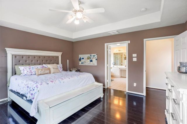 2117 Laughing Gull Lane, League City, TX 77573