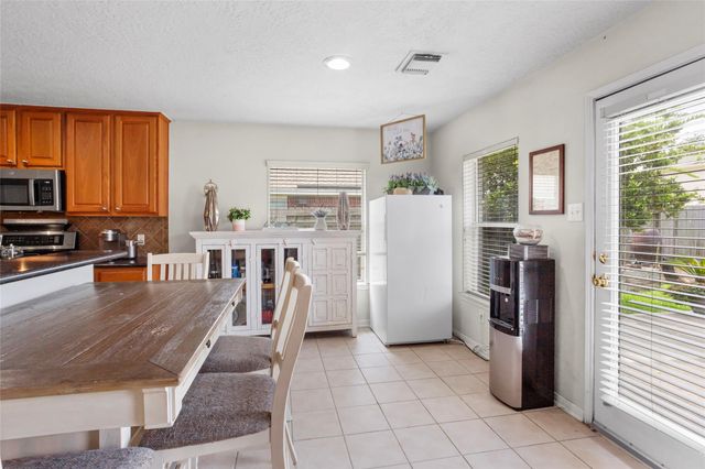 2117 Laughing Gull Lane, League City, TX 77573