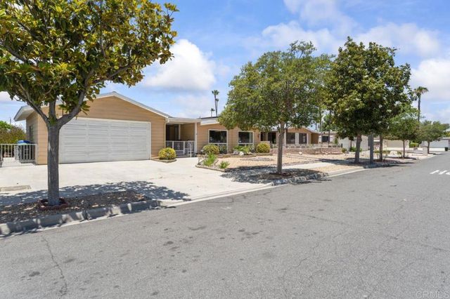 1223 Brentwood Way, Hemet, CA 92545