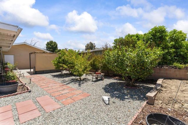 1223 Brentwood Way, Hemet, CA 92545