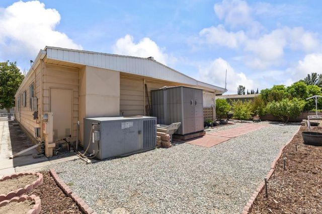 1223 Brentwood Way, Hemet, CA 92545