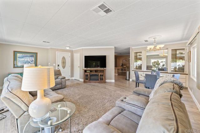 1223 Brentwood Way, Hemet, CA 92545