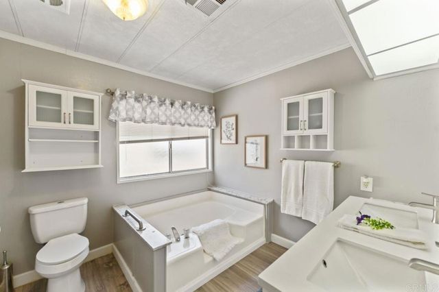 1223 Brentwood Way, Hemet, CA 92545