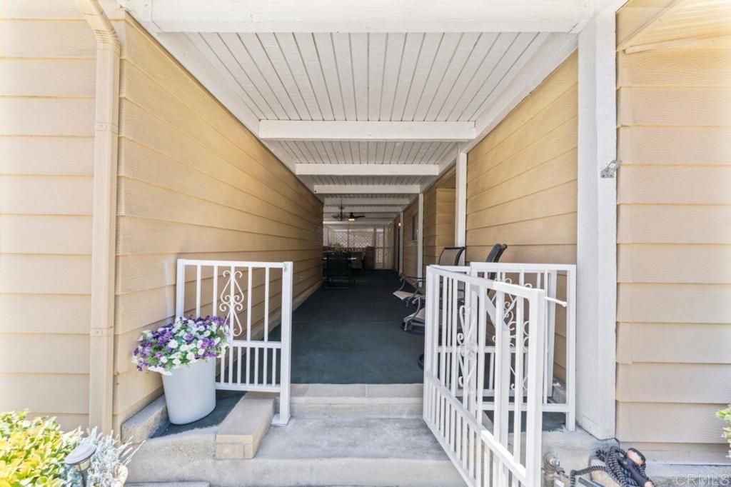 Image 15 of property listing at 1223 Brentwood Way, Hemet, CA 92545