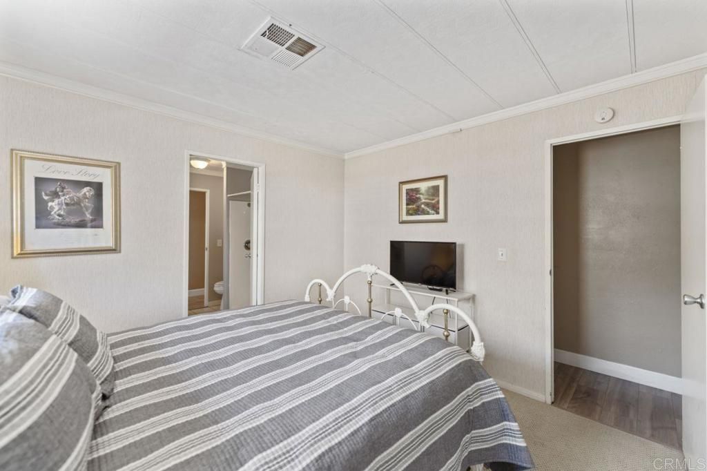 Image 37 of property listing at 1223 Brentwood Way, Hemet, CA 92545