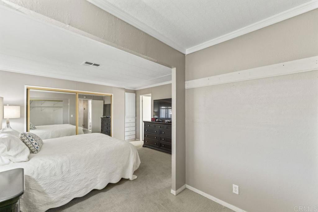Image 40 of property listing at 1223 Brentwood Way, Hemet, CA 92545