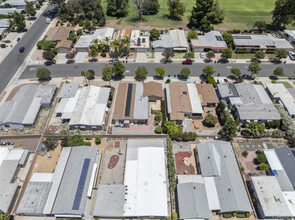 Image 6 of property listing at 1223 Brentwood Way, Hemet, CA 92545
