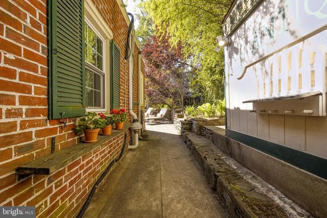 155 REX AVE, Philadelphia, PA 19118