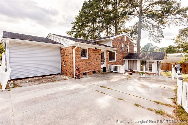 2706 Colgate Drive, Fayetteville, NC 28304