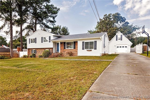 2706 Colgate Drive, Fayetteville, NC 28304