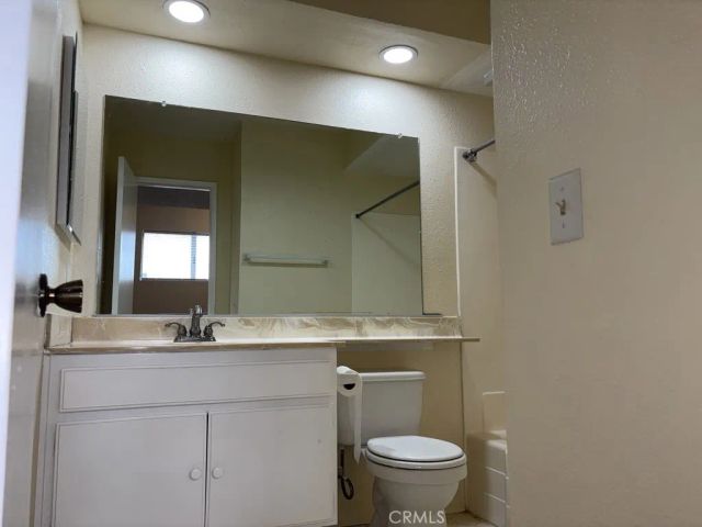 1097 Santo Antonio, Colton, CA 92324