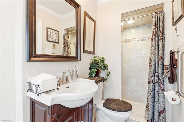 1806 Sharpe Road, Greensboro, NC 27406