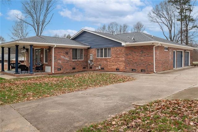 1806 Sharpe Road, Greensboro, NC 27406