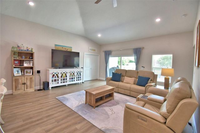 1018 BRIMSTONE CIRCLE, Winter Haven, FL 33884