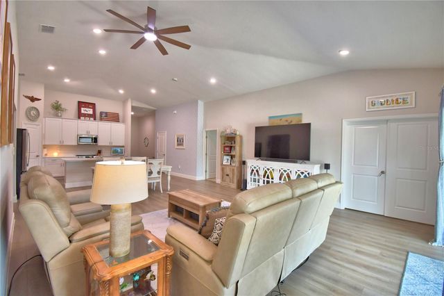 1018 BRIMSTONE CIRCLE, Winter Haven, FL 33884