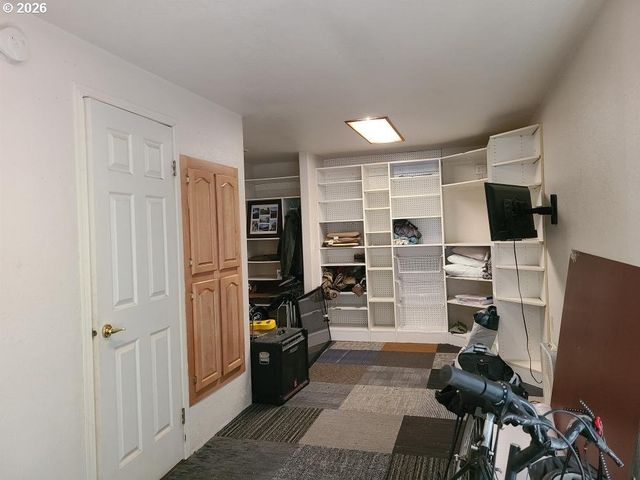 287 CANYON VIEW Dr, Lafayette, OR 97127