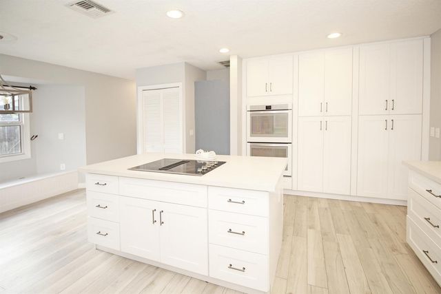 896 ROSE Court, Wellington, FL 33414