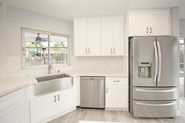 896 ROSE Court, Wellington, FL 33414