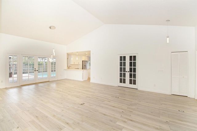 896 ROSE Court, Wellington, FL 33414