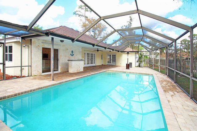 896 ROSE Court, Wellington, FL 33414