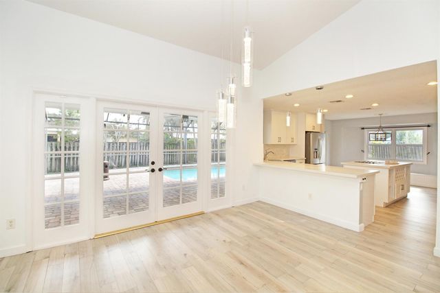 896 ROSE Court, Wellington, FL 33414