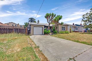 22013 Queen St, Castro Valley, CA 94546