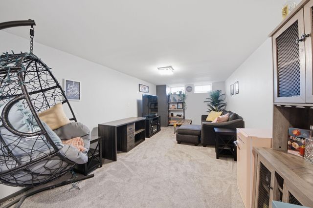5324 Horizon Drive NE, Fridley, MN 55421