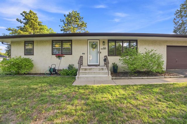 5324 Horizon Drive NE, Fridley, MN 55421