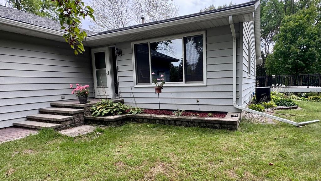 301 Myrick Street, Le Sueur, MN 56058 — photo 3