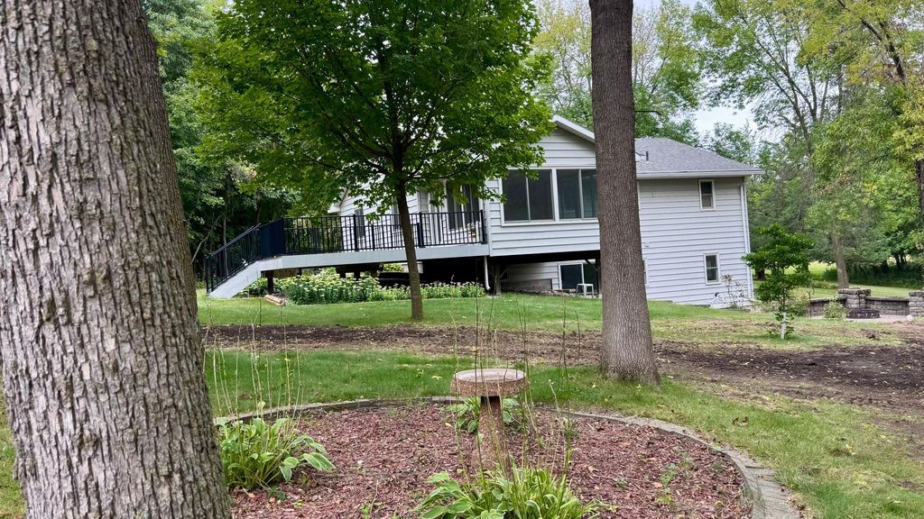301 Myrick Street, Le Sueur, MN 56058 — photo 4