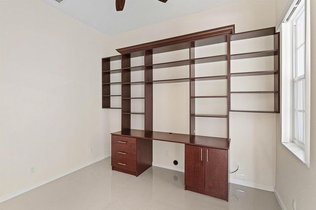 8891 Via Tuscany Drive, Boynton Beach, FL 33472